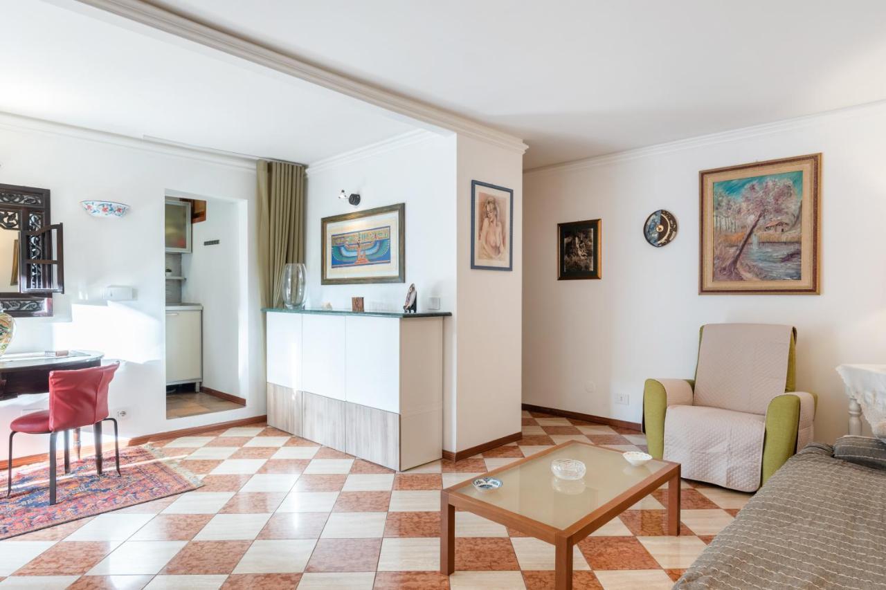 Via Etnea Cozy Apartment With Balcony Катания Экстерьер фото